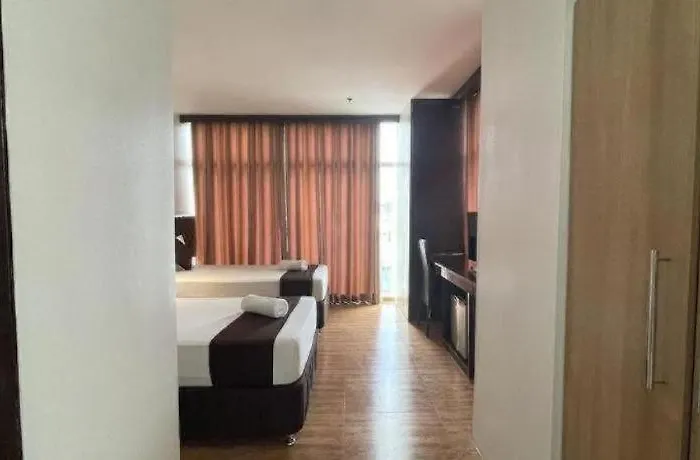 Capitol Hotel&suites 3*